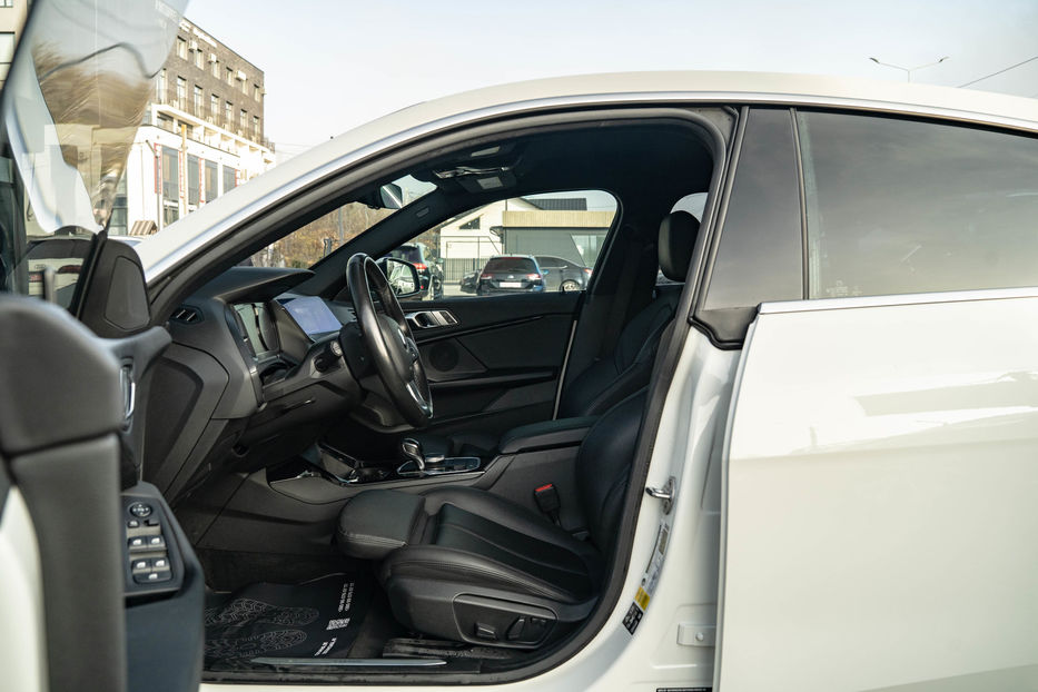 Продам BMW 2 Series 228 I xDrive Gran Coupe 2020 года в Черновцах