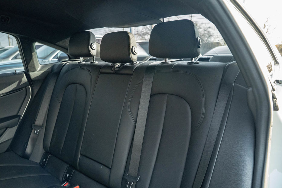 Продам BMW 2 Series 228 I xDrive Gran Coupe 2020 года в Черновцах