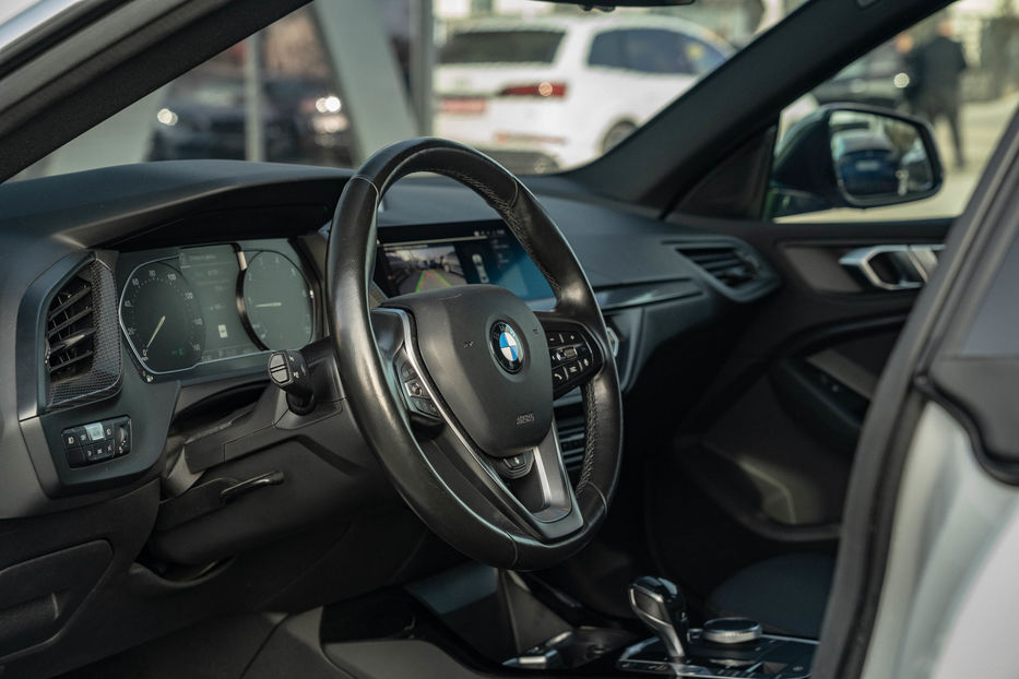 Продам BMW 2 Series 228 I xDrive Gran Coupe 2020 года в Черновцах