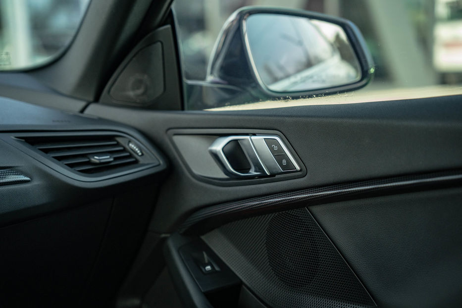 Продам BMW 2 Series 228 I xDrive Gran Coupe 2020 года в Черновцах