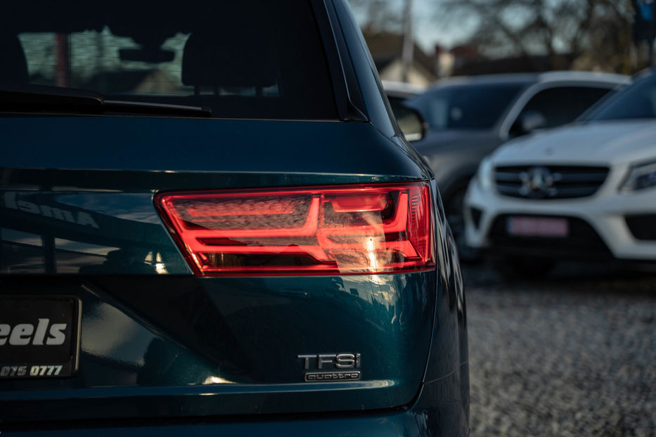 Продам Audi Q7 Prestige 2018 года в Черновцах