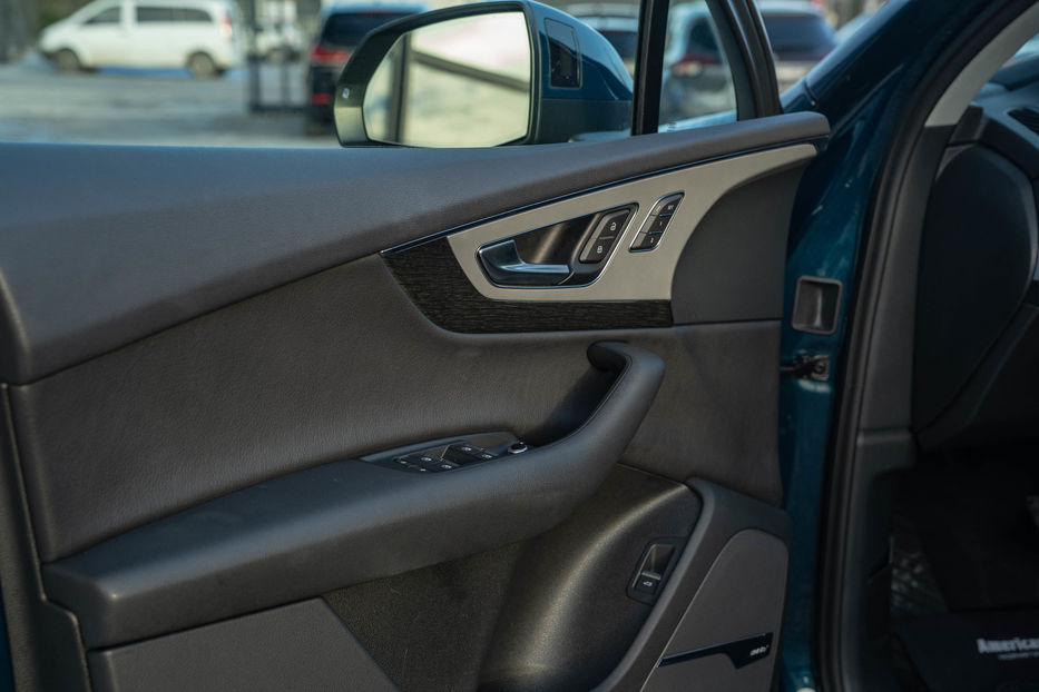 Продам Audi Q7 Prestige 2018 года в Черновцах