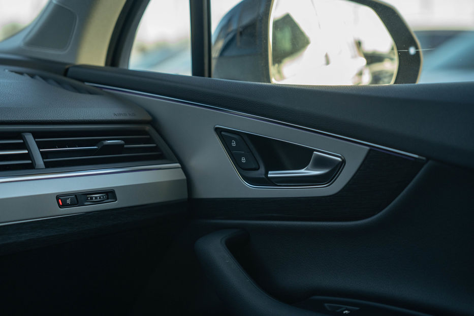 Продам Audi Q7 Prestige 2018 года в Черновцах