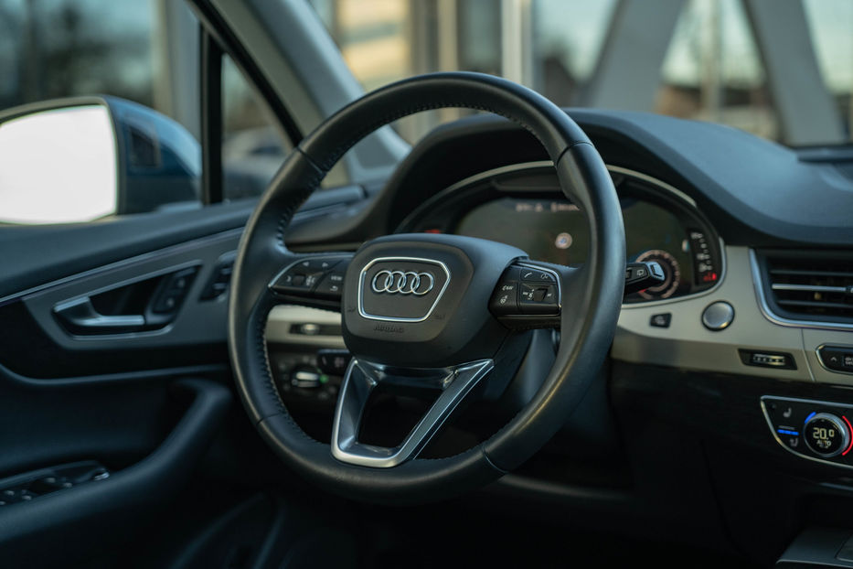 Продам Audi Q7 Prestige 2018 года в Черновцах