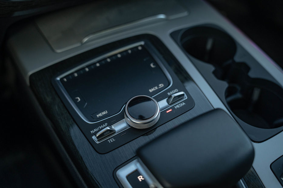 Продам Audi Q7 Prestige 2018 года в Черновцах