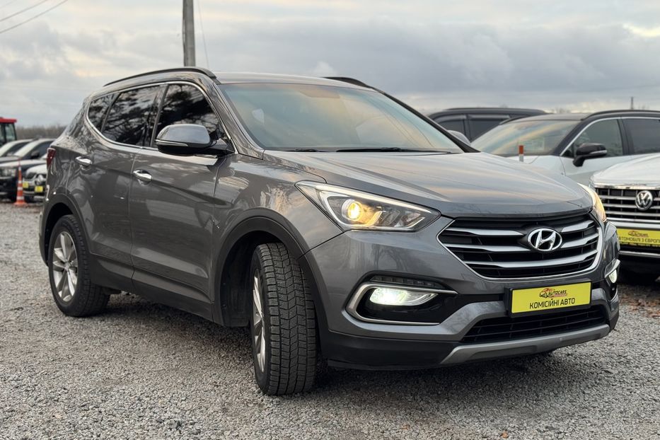 Продам Hyundai Santa FE (COMIS) 4WD 2016 года в г. Умань, Черкасская область