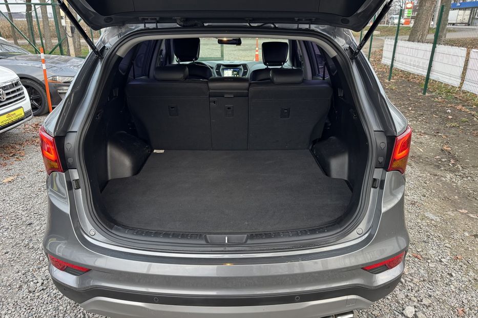 Продам Hyundai Santa FE (COMIS) 4WD 2016 года в г. Умань, Черкасская область