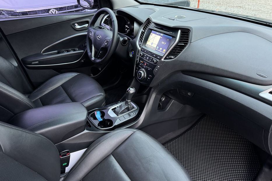 Продам Hyundai Santa FE (COMIS) 4WD 2016 года в г. Умань, Черкасская область