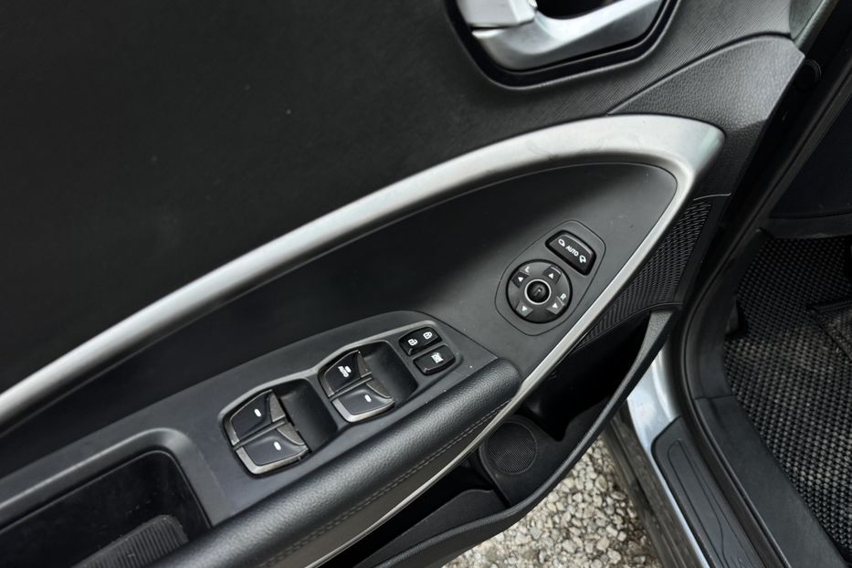 Продам Hyundai Santa FE (COMIS) 4WD 2016 года в г. Умань, Черкасская область