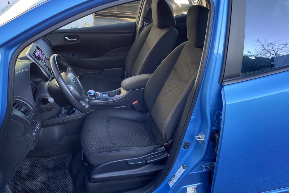 Продам Nissan Leaf 2014 года в Луцке