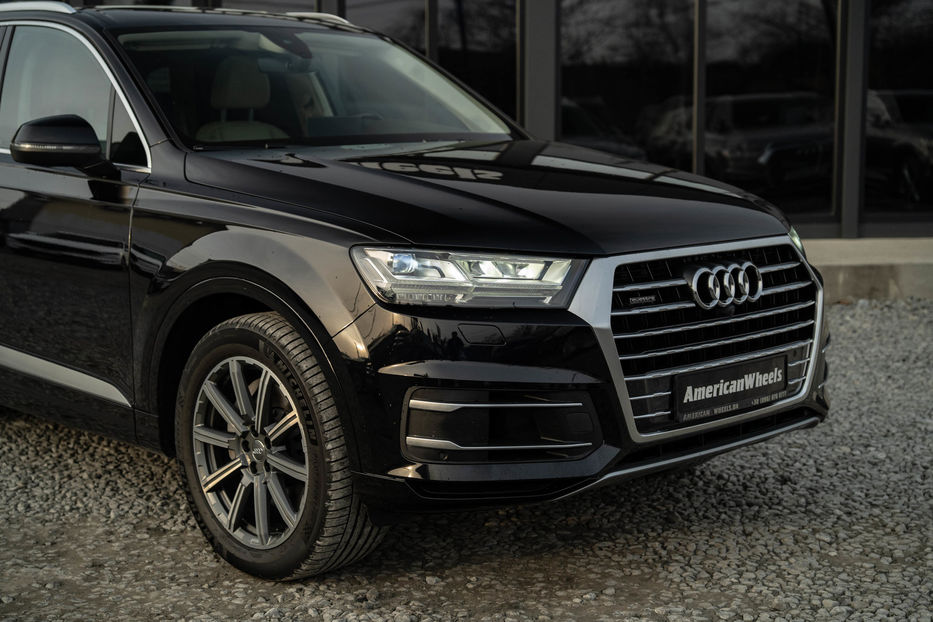 Продам Audi Q7 Premium Plus 2018 года в Черновцах