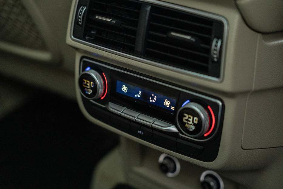 Продам Audi Q7 Premium Plus 2018 года в Черновцах