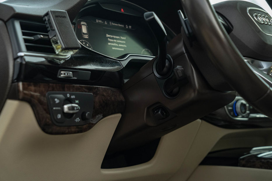 Продам Audi Q7 Premium Plus 2018 года в Черновцах