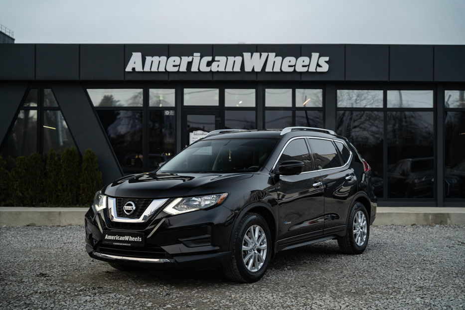Продам Nissan Rogue SV Hybrid 2017 года в Черновцах