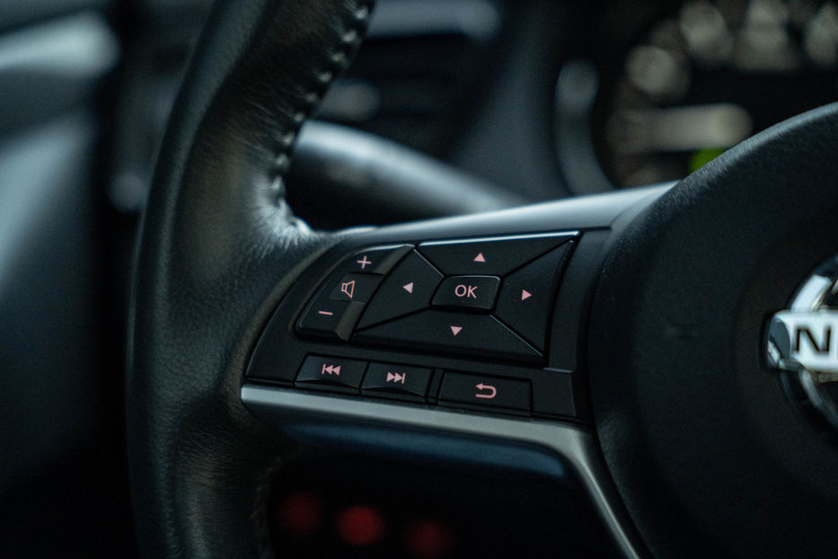 Продам Nissan Rogue SV Hybrid 2017 года в Черновцах