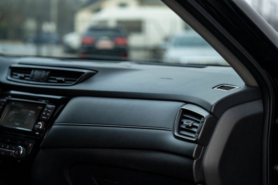 Продам Nissan Rogue SV Hybrid 2017 года в Черновцах