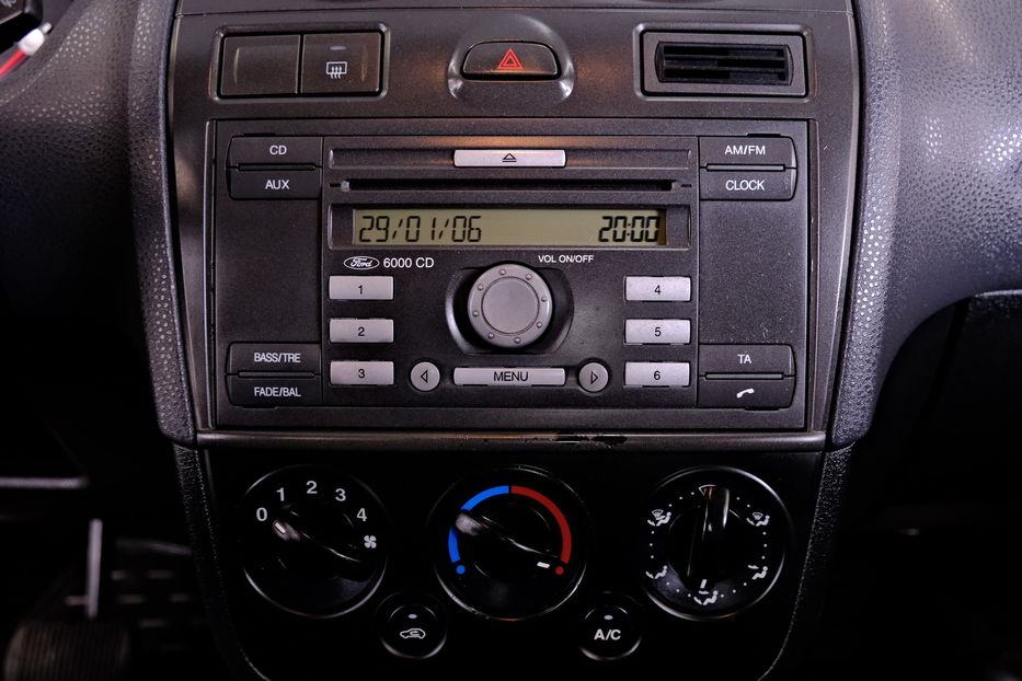 Продам Ford Fiesta 2006 года в Одессе