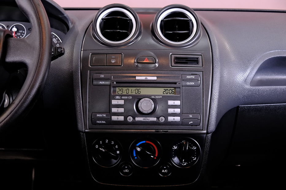 Продам Ford Fiesta 2006 года в Одессе