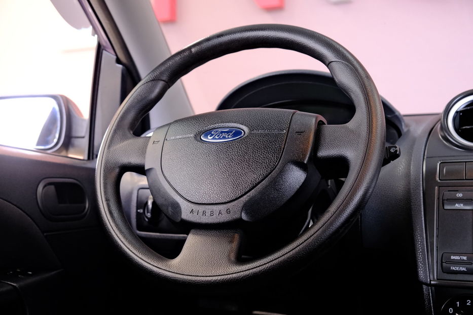 Продам Ford Fiesta 2006 года в Одессе