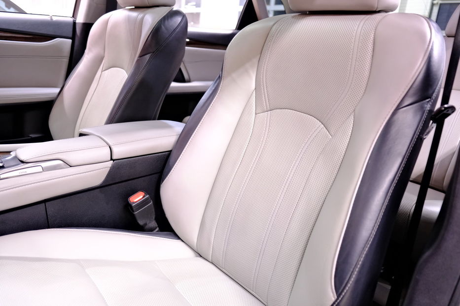 Продам Lexus RX 350 2017 года в Одессе