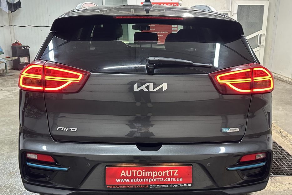 Продам Kia Niro 64кВтТепловийПідгрвсидінькерма 2022 года в Львове