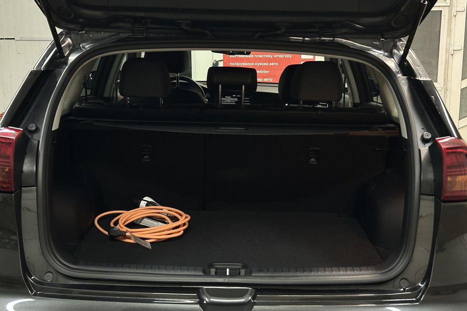 Продам Kia Niro 64кВтТепловийПідгрвсидінькерма 2022 года в Львове