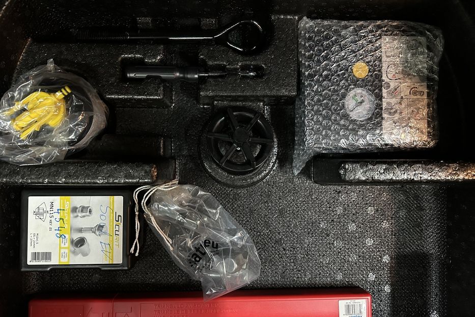 Продам Kia Niro 64кВтТепловийПідгрвсидінькерма 2022 года в Львове