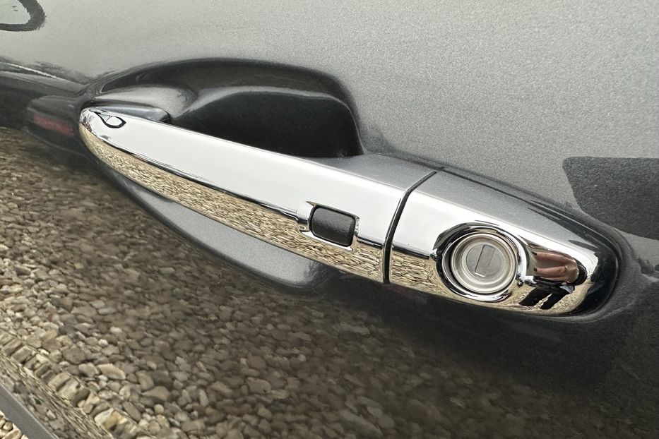 Продам Kia Niro 64кВтТепловийПідгрвсидінькерма 2022 года в Львове