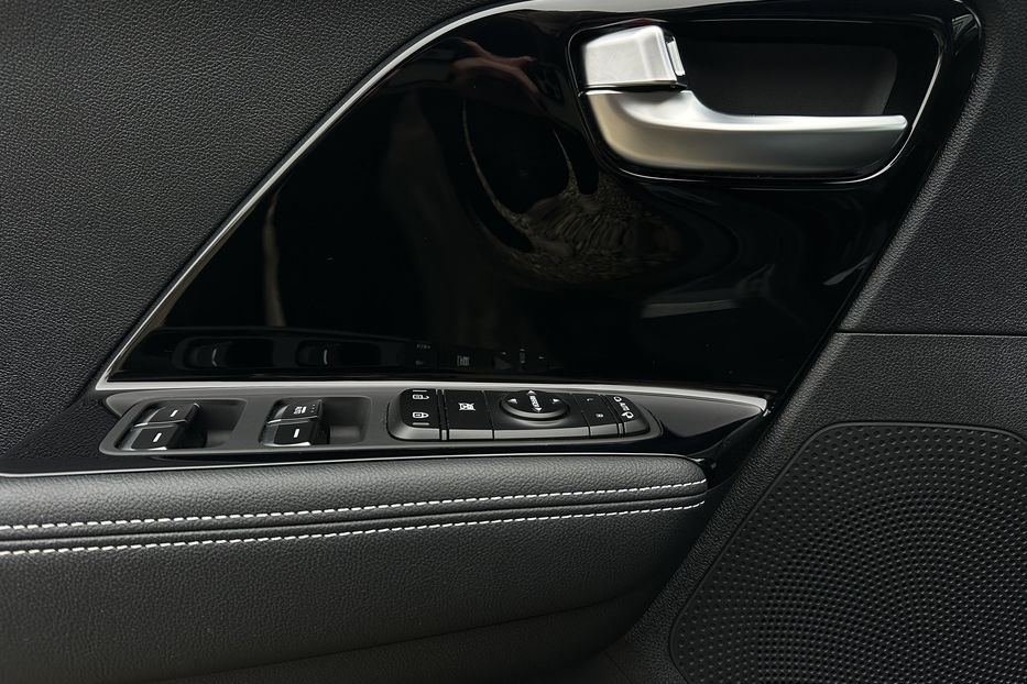 Продам Kia Niro 64кВтТепловийПідгрвсидінькерма 2022 года в Львове