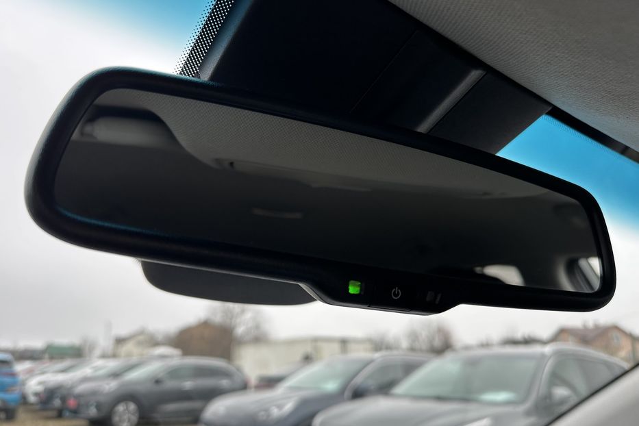 Продам Kia Niro 64кВтТепловийПідгрвсидінькерма 2022 года в Львове