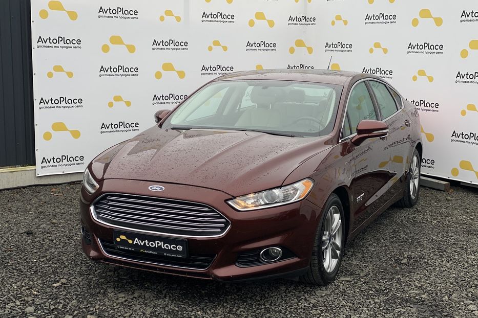 Продам Ford Fusion Гібрид 2015 года в Луцке
