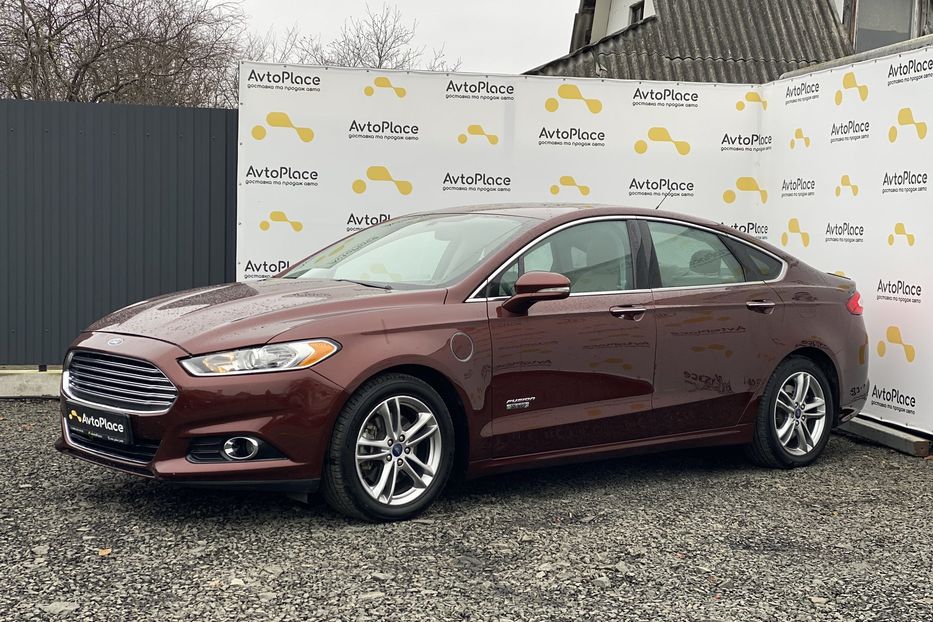 Продам Ford Fusion Гібрид 2015 года в Луцке