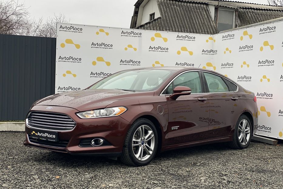 Продам Ford Fusion Гібрид 2015 года в Луцке