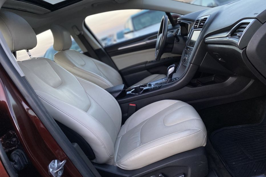 Продам Ford Fusion Гібрид 2015 года в Луцке