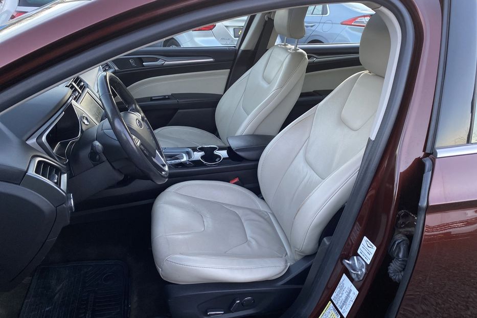 Продам Ford Fusion Гібрид 2015 года в Луцке