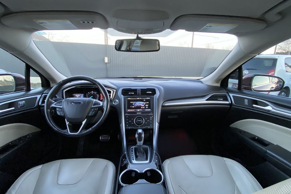 Продам Ford Fusion Гібрид 2015 года в Луцке