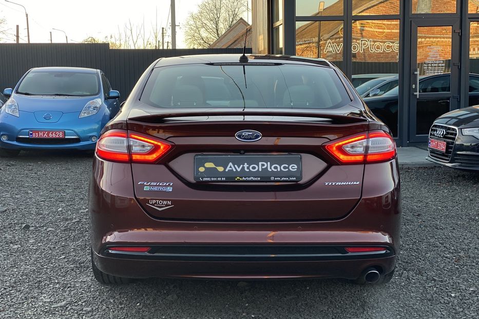 Продам Ford Fusion Гібрид 2015 года в Луцке