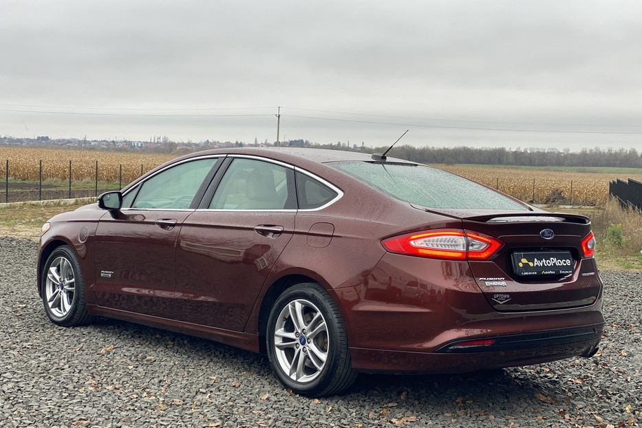 Продам Ford Fusion Гібрид 2015 года в Луцке