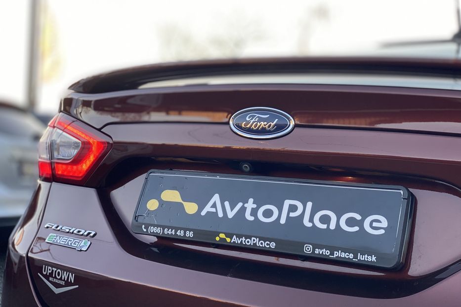 Продам Ford Fusion Гібрид 2015 года в Луцке