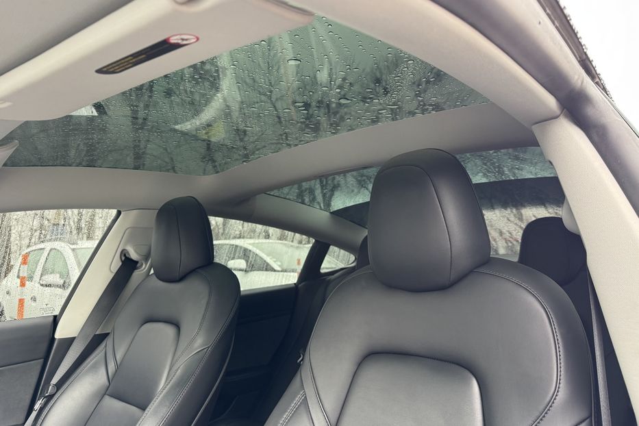 Продам Tesla Model 3 (COMIS) 60 kWh 2022 года в г. Умань, Черкасская область