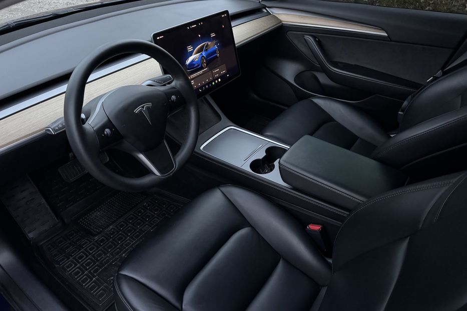 Продам Tesla Model 3 (COMIS) 60 kWh 2022 года в г. Умань, Черкасская область