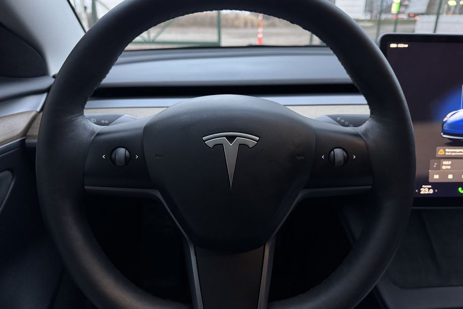Продам Tesla Model 3 (COMIS) 60 kWh 2022 года в г. Умань, Черкасская область