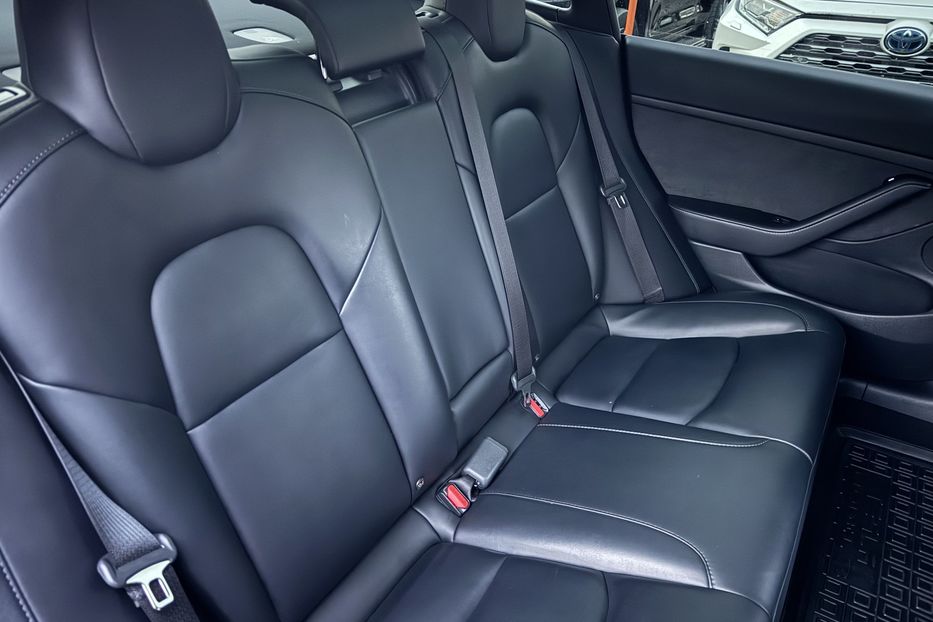 Продам Tesla Model 3 (COMIS) 60 kWh 2022 года в г. Умань, Черкасская область