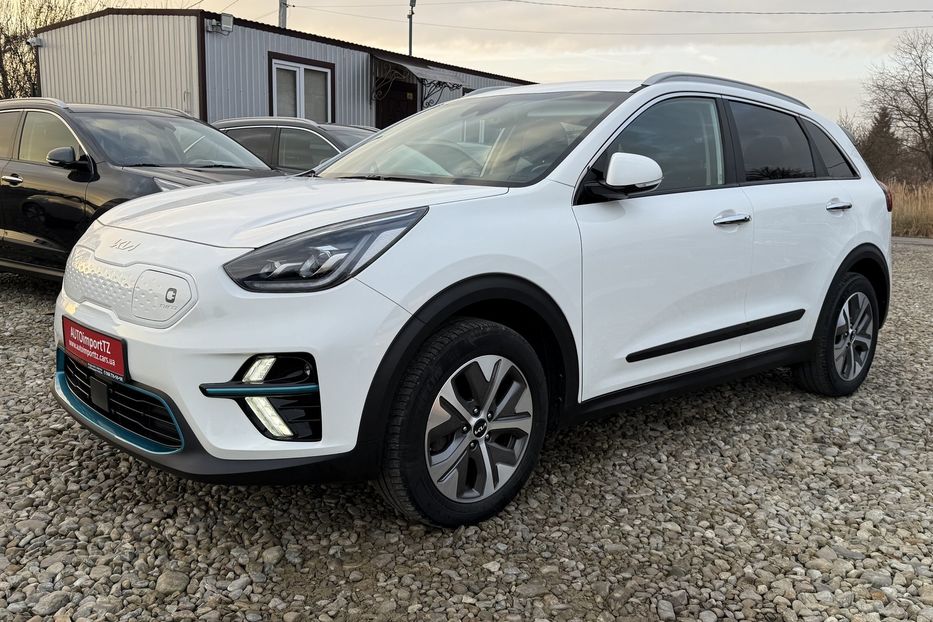 Продам Kia Niro 64кВтТепловийПідгрвсидінькерма 2022 года в Львове