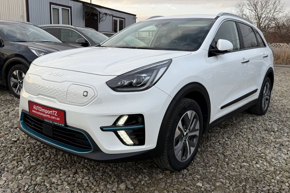 Продам Kia Niro 64кВтТепловийПідгрвсидінькерма 2022 года в Львове