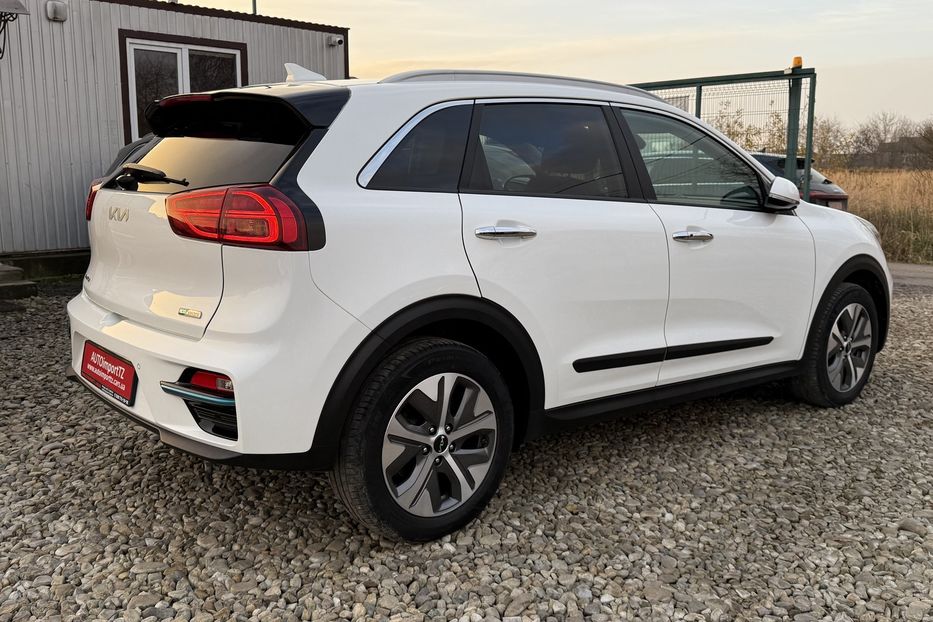 Продам Kia Niro 64кВтТепловийПідгрвсидінькерма 2022 года в Львове