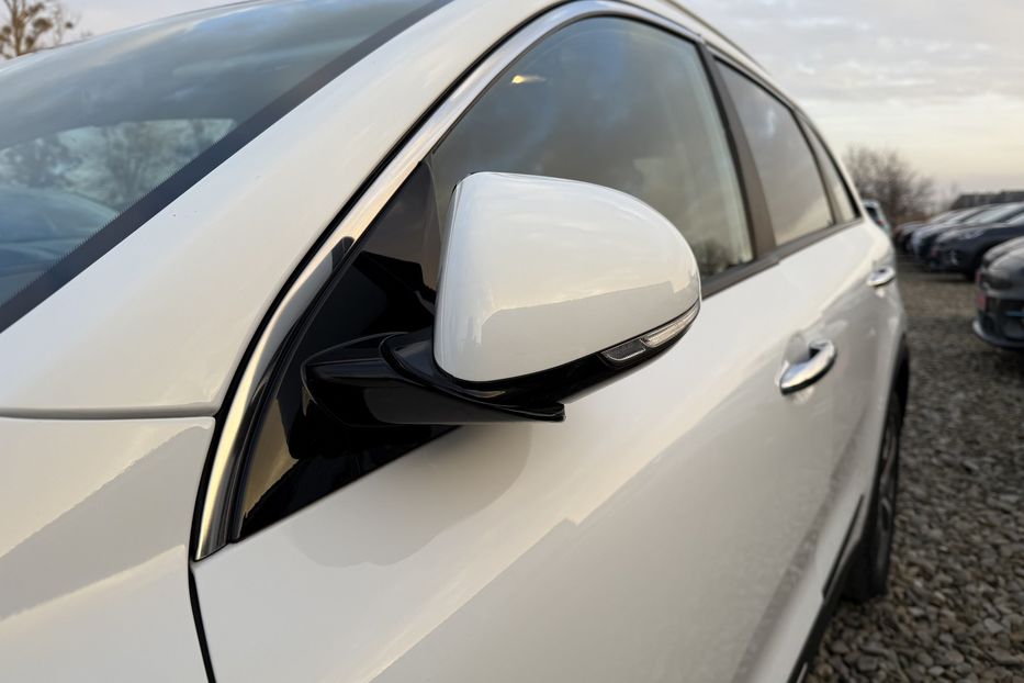 Продам Kia Niro 64кВтТепловийПідгрвсидінькерма 2022 года в Львове