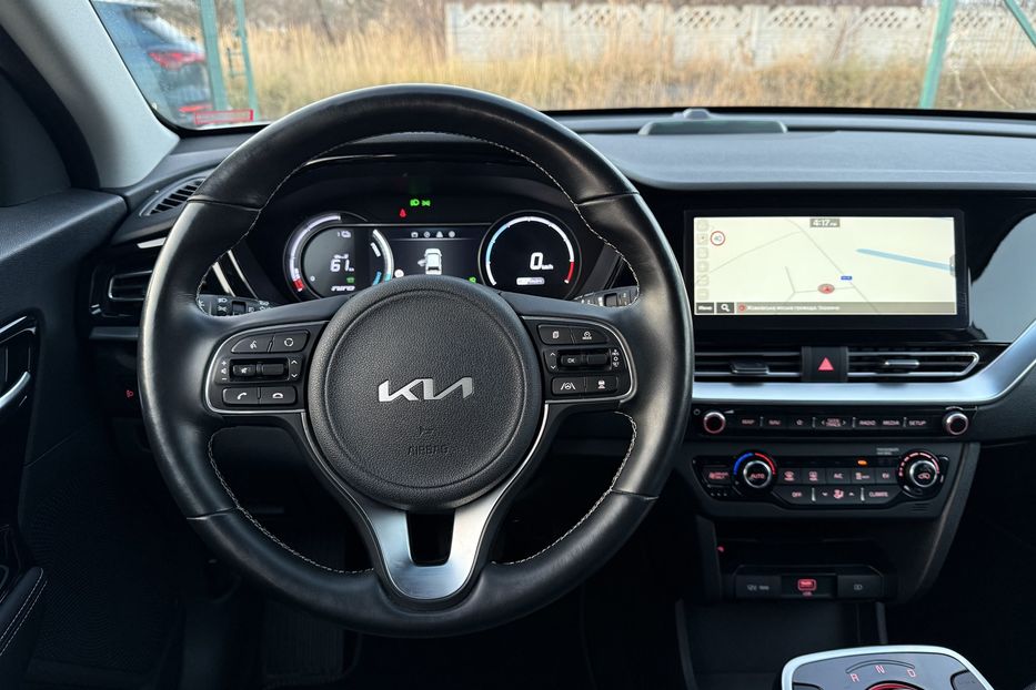 Продам Kia Niro 64кВтТепловийПідгрвсидінькерма 2022 года в Львове