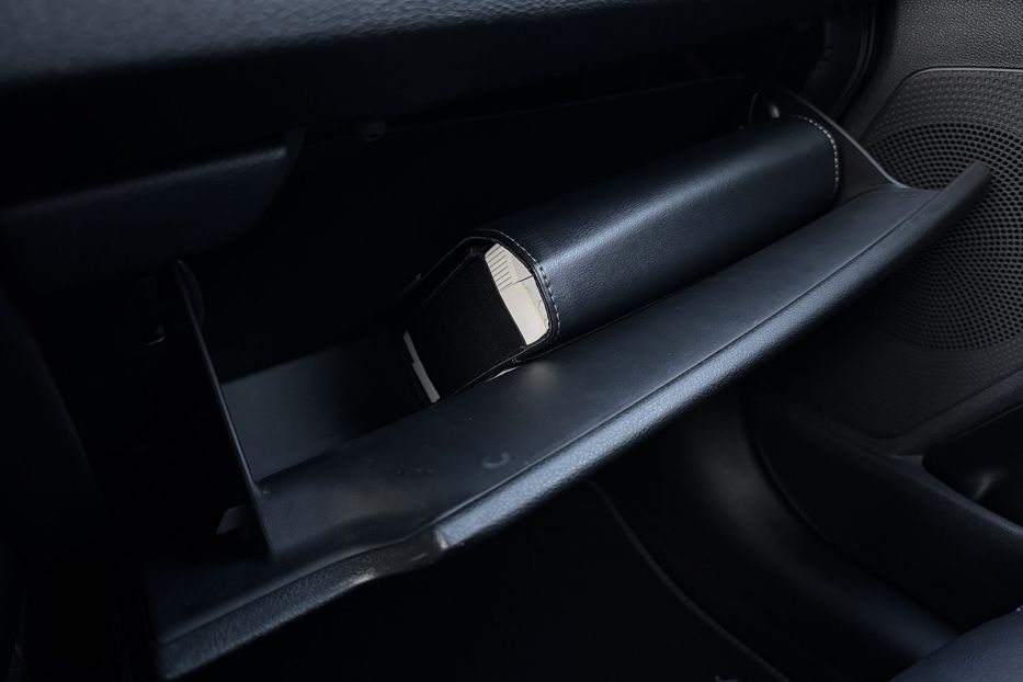 Продам Kia Niro 64кВтТепловийПідгрвсидінькерма 2022 года в Львове