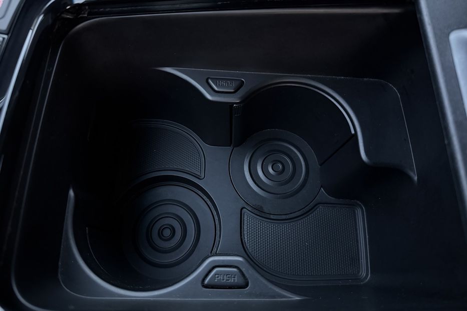 Продам Kia Niro 64кВтТепловийПідгрвсидінькерма 2022 года в Львове